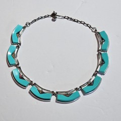 (248) Teal Blue Lucite Thermoset Silver-Tone Vintage Necklace MCM