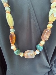 VINTAGE 4.3OZ HEAVY SILK KNOTTED MULTI GEMSTONE AGATE BEGGAR BEADS NECKLACE.