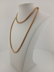 SARAH COV 1970s gold tone 32 in Unique Twist design box closure chain necklace