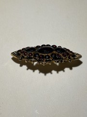 Vintage ART Red Garnet Rhinestone Gold Tone Brooch Pin
