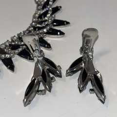 Black Navette Rhinestone Necklace Clip Earrings Set Unmarked “Juliana Style”