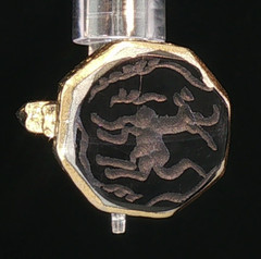 Antique Style Intaglio Ring – Gold Tone Band with Carved Black Stone