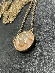 Adult Jewels Signed 16-18” LEO Birth Sign Pink AB Resin Gold Tone Chain Necklace