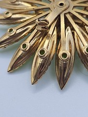 Vintage Green Glass/Rhinestone Faceted Acrylic Daisy Brooch Set Goldtone Metal