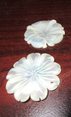 Vintage Mother Of Pearl Carved 4 Flower Pendant 1.25 in