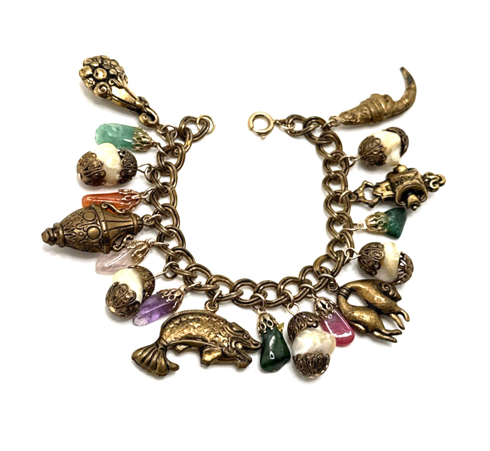 1950s MIRIAM HASKELL Unsigned Asian Charm Bracelet Semi Precious Stones 7.25″