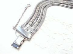 Elegant Vintage 5 Strand Silver Tone Snake Style Chain Bracelet safety chain