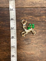 Vintage Gold Tone Christmas Holiday Reindeer Pin Brooch