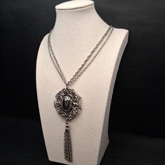 Vintage Double Chain Necklace Filigree Tassel Pendent Hamatite. 17.404