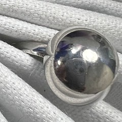 MODERNISTIC 0.925 Sterling Silver Estate 3/8″ DOME HALF BALL band RING size 7