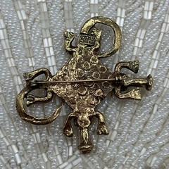 Rare vintage ALVA MUSEUM REPLICA gold tone aztec maya Alligator #89