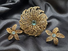 Vintage 1960’s Judy Lee Filigree-Rhinestone Flower Brooch & Clip Earrings Set