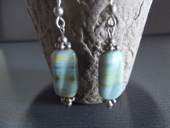 1 Pair Old .75″in Stone Blue/Green w/Veins Mixed Dangler