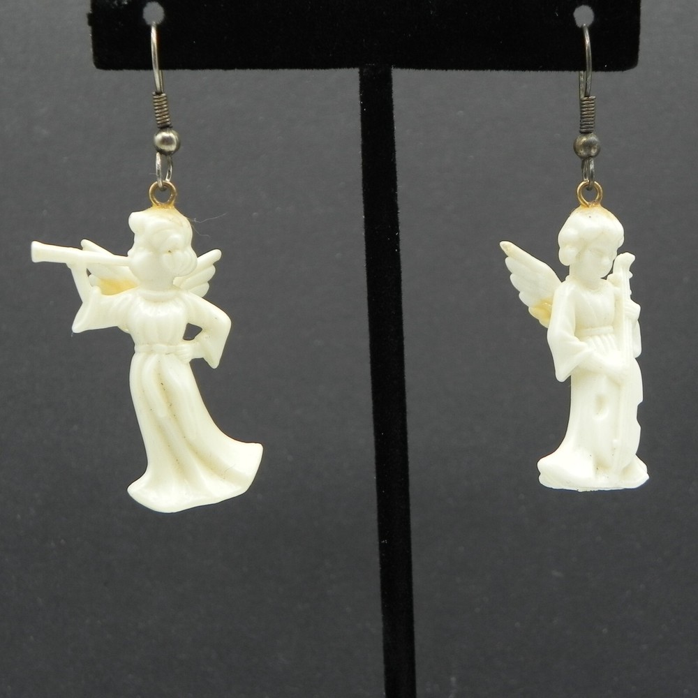 Angels Playing Instruments Dangle Earrings VTG Christmas Holiday Horn Cello