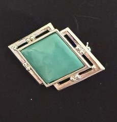 Vintage Art Deco Brooch Green Glass Or Acrylic