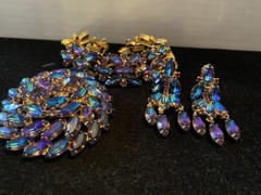 Vtg Juliana D&E Peacock Blue Rhinestone Bracelet Brooch Earring Set Book Piece
