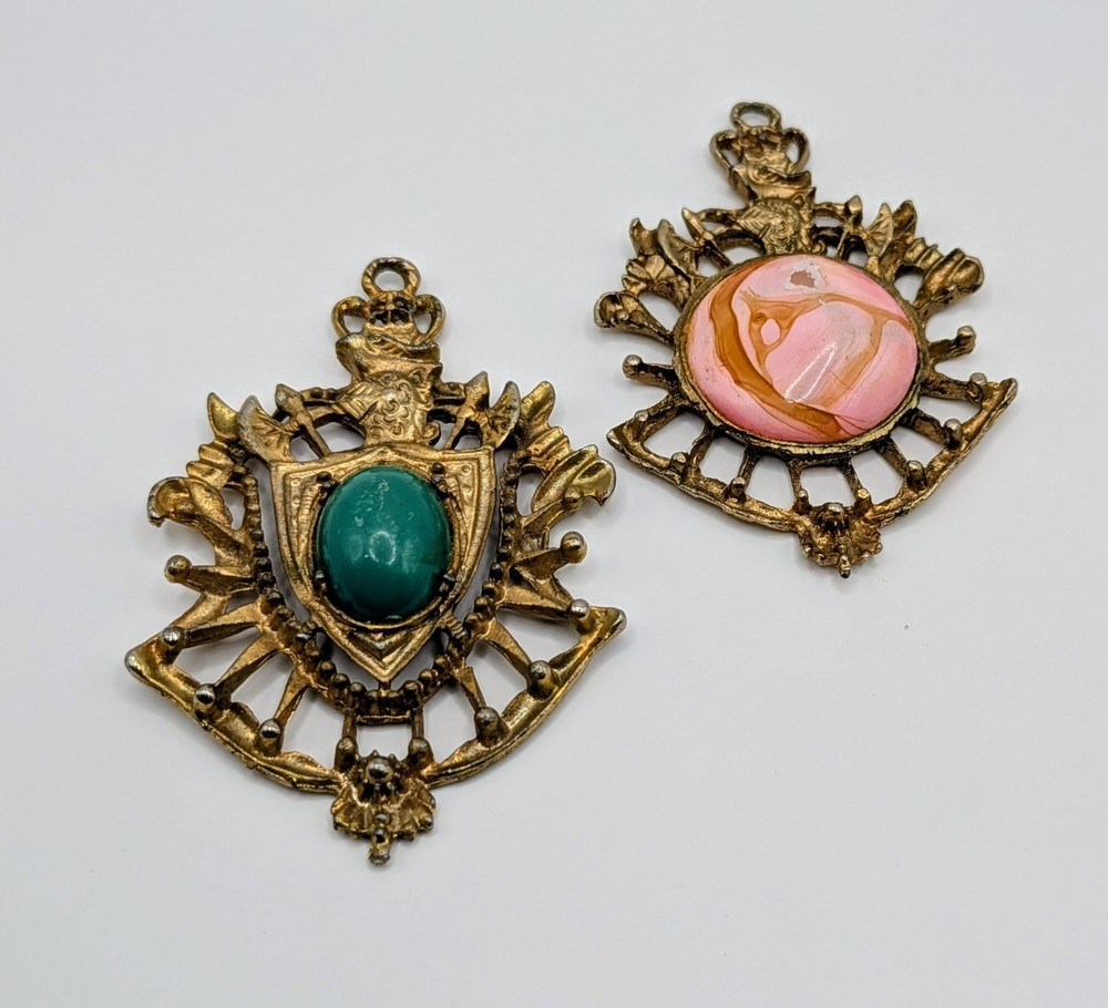 Vintage Heraldic Crown Lion Crest Pendant Lot Gold Tone Teal Green Pink Marbled