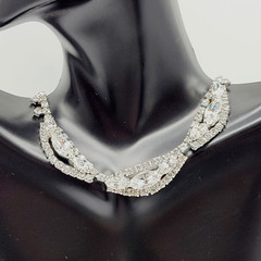 Elegant Swag Design Sparkling Rhinestone Silver Tone Art Deco Style Vtg Necklace