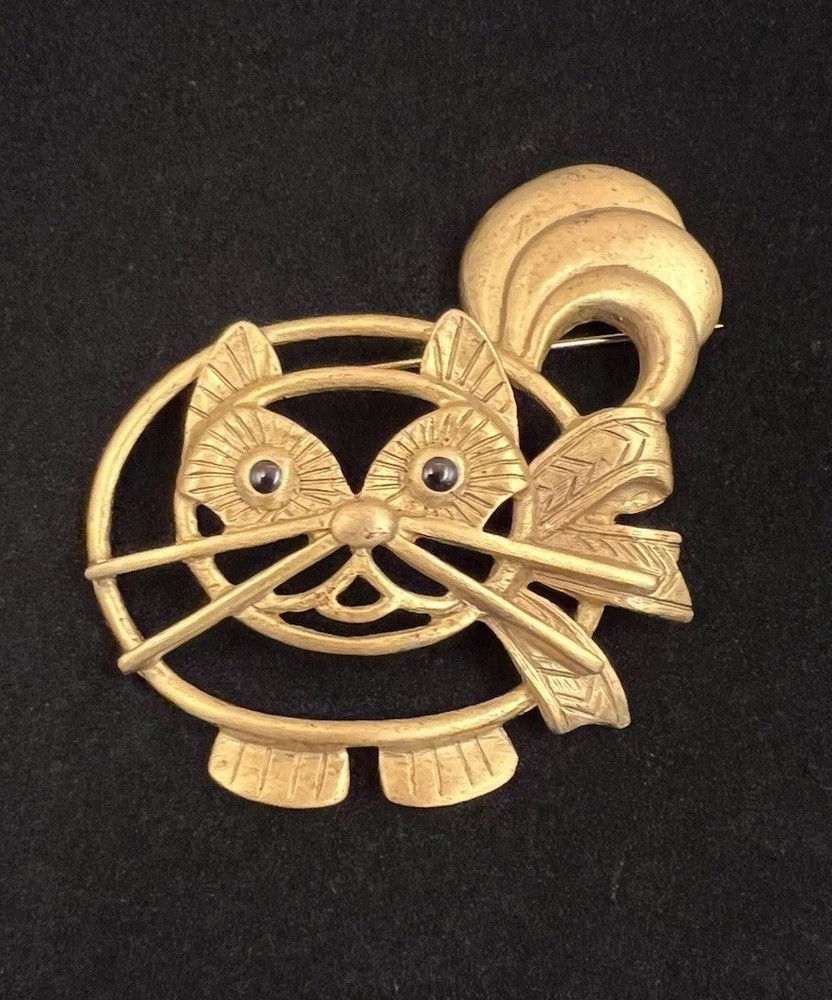 Vintage Gold Tone Cat Brooch Pin Etched Kitty Cat Figural Costume Jewelry
