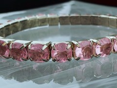 Vtg Selenium Glass Pink Rhinestone Stretch Bracelet • UV Glow Expansion • MCM
