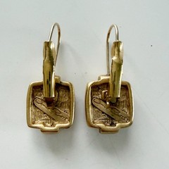 OSCAR DE LA RENTA Leverback Dangle Earrings : Matte Gold, Green + Brown Crystal