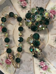 Weiss Emerald Green & Aurora Borealis Set (Brooch, Bracelet, & Earrings)