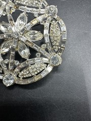 UNSIGNED BEAUTY Vintage Art Deco Clear Rhinestone Crystal LARGE Brooch PIN Read