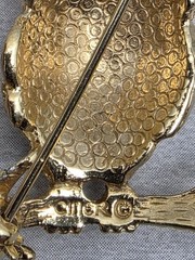 VTG Ciner Owl Brooch Goldtone Metal Faux Turquoise Bead Pin **See Description**