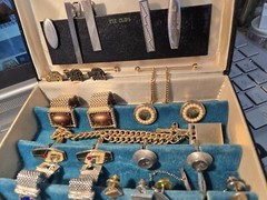 Men’s Swank Jewelry Box With Cuff Links Tie Pins And Clips See Description