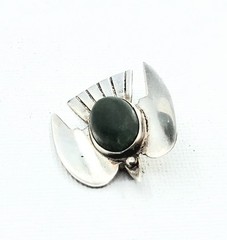 Sterling Silver Thunderbird Green Cabochon Vintage Mexican Small Brooch 1″ Pin
