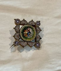ANTIQUE VICTORIAN VATICAN ITALY MICRO MOSAIC ONE INCH FLORAL BROOCH PIN