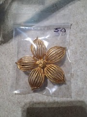 Vintage Costume Jewelry 1970’s Textured 3-D Gold Tone Blooming Flower Brooch
