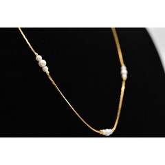 Vintage Station Chain Necklace White Pearl White Beaded Gold Tone 1990s Bin6B