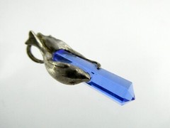 Vintage Sterling Silver Blue Glass Point with Two Dolphins Pendant 6g 1.5 Inches