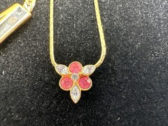 VTG Avon Set of 3 Necklace and Earring Giftset Lot 80’s Asymmetrical Gold Tone