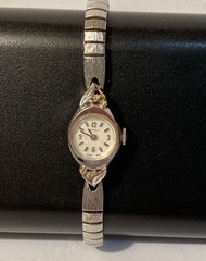 Vintage Benrus Women’s Watch Diamond AccentsStretch Windup RUNS 2490 550 Ladies