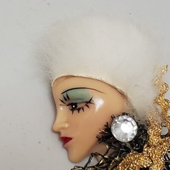 Vintage Art Deco Pin Fur Collar, Profile Lady Face Hat Brooch