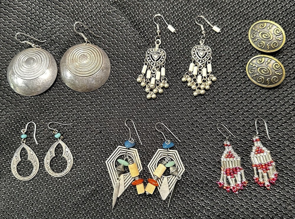 Mixed Lot of Vintage Earrings 1970’s & 1980’s Most Unbranded 6 Prs-1 Is Newpro