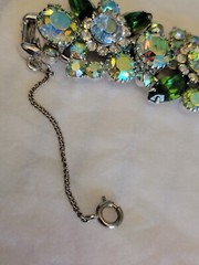 Vintage Juliana deep Green borialis Rhinestone Floral Silvertone Bracelet