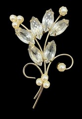 Vintage Rhinestone Flower Brooch Pin J8