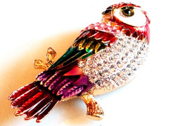ENAMELED OWL BROOCH!Figural Bird Motif Pin.Pink & Clear Crystals.Gold Tone Set.