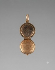 Vintage Gold-Tone Round Locket Pendant Hand Painted Pink Rose Enamel Floral…