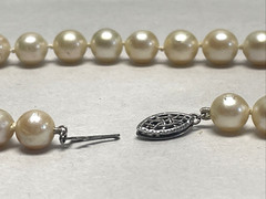 Vintage Akoya Cultured Pearl Necklace 15in Choker 7.8mm Cream Knotted Silver