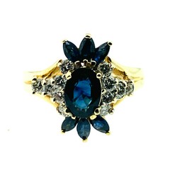 STUNNING 14K YELLOW GOLD SAPPHIRE & DIAMOND COCKTAIL RING