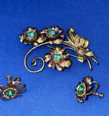 Vintage Gold & Rose Tone Flower Green Rhinestones Brooch & Earrings Set 1/20 12k