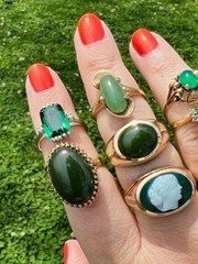 VINTAGE 10K YELLOW GOLD BIG OVAL GREEN NEPHRITE JADE JADEITE RING SOLID HEAVY
