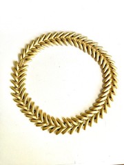 Vintage 1970s-1980s Gold-tone Chevron “Fishbone” Link Pattern Collar Necklace