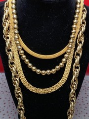VINTAGE! Unbranded Gold-Tone Chains Lot of FOUR Excellent Condition!
