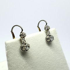 Antique Platinum Pendant Earrings With Natural Diamonds – 736