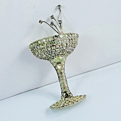 Vintage DORTHY BAUER Brooch Rhinestone Celebration Champagne Glass READ TEXT